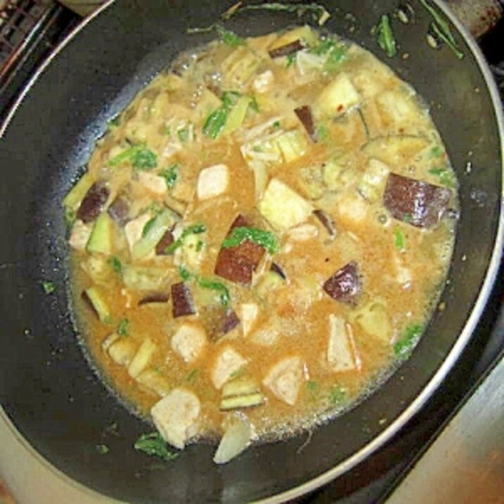 鶏肉茄子玉葱カレー